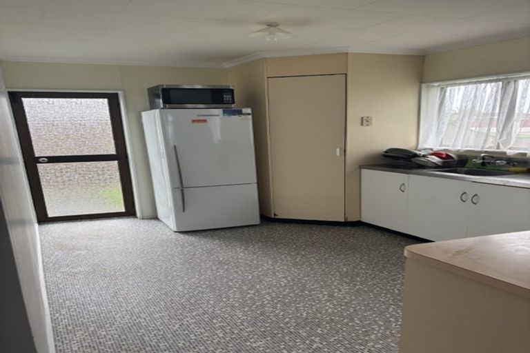 Photo of property in 211 Parklands Avenue, Bell Block, New Plymouth, 4312