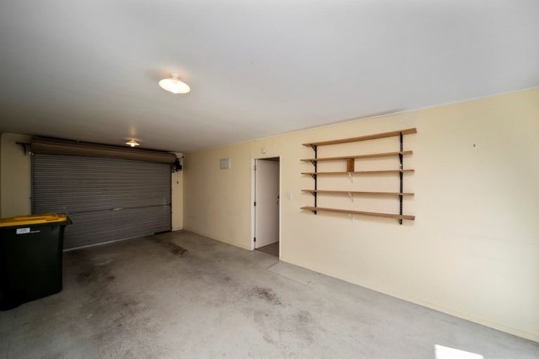 Photo of property in 16 Blake Street, Waitara, 4320