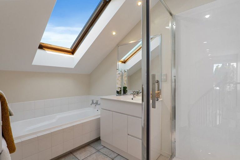Photo of property in 2 Harrys Way, Redwood, Christchurch, 8051