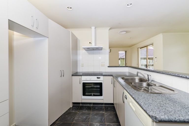 Photo of property in 5 Kingroyal Lane, Hamilton East, Hamilton, 3216