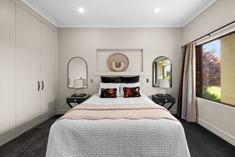 Photo of property in 375 Saint Georges Road, Havelock North, 4130