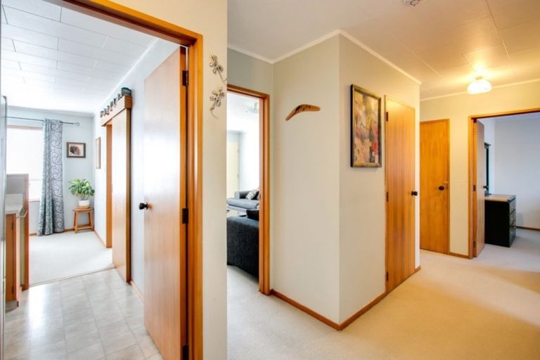 Photo of property in 2/407 Whitehead Road, Hastings, 4122