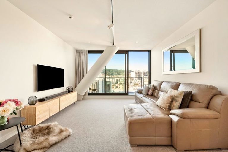 Photo of property in Victoria Lane Apartments, 702/161 Victoria Street, Te Aro, Wellington, 6011