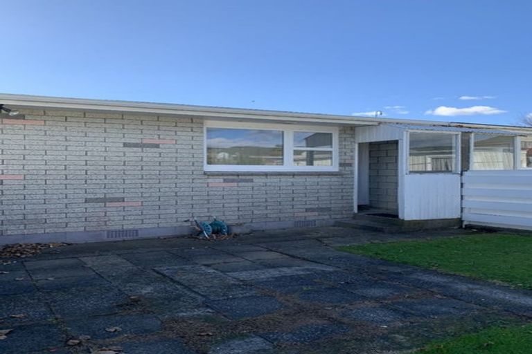 Photo of property in 17a Percy Cameron Street, Avalon, Lower Hutt, 5011