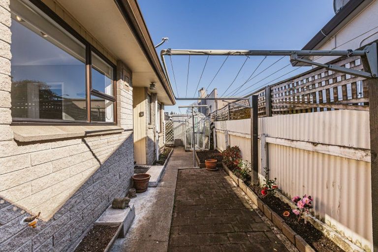 Photo of property in 2/307 Charles Street, Saint Leonards, Hastings, 4120