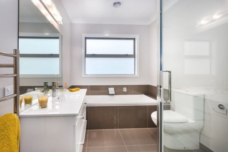 Photo of property in 6 Shoal Place, Whitby, Porirua, 5024