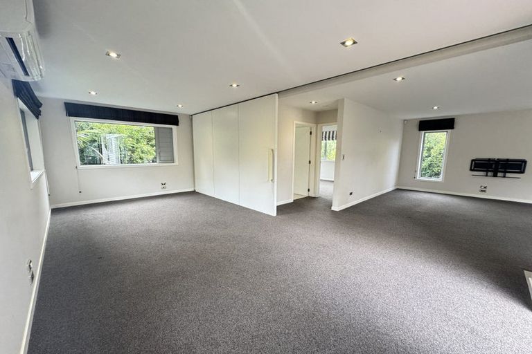 Photo of property in 2/6 Sandford Street, Campbells Bay, Auckland, 0630