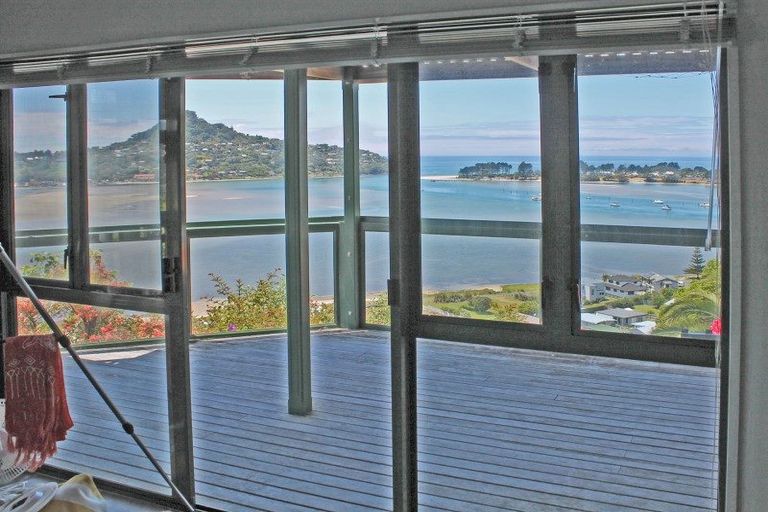 Photo of property in 25 Ridge Road, Tairua, 3508