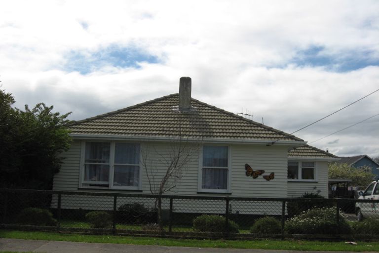 Photo of property in 8 Hadfield Crescent, College Estate, Whanganui, 4500