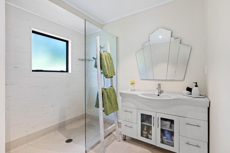 Photo of property in 26 Hamilton Road, Waimauku, 0881