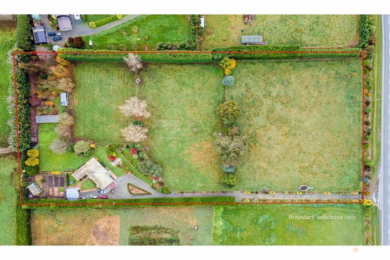 Photo of property in 293 Pleasant Point Highway, Levels, Timaru, 7975