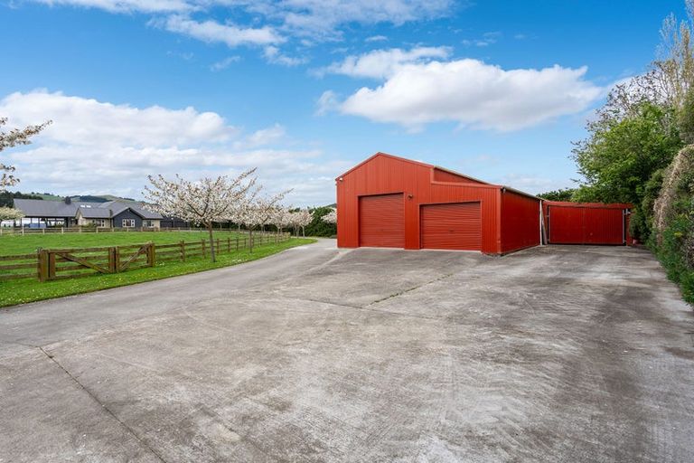 Photo of property in 100 Wingatui Road, Mosgiel, 9024