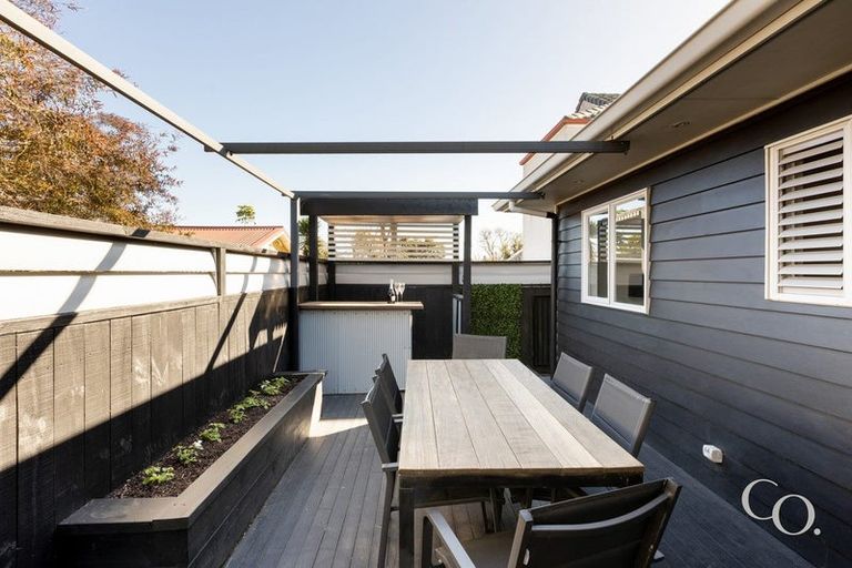 Photo of property in 6b Riverton Road, Mount Maunganui, 3116