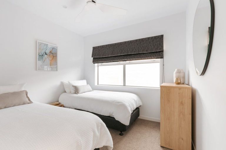 Photo of property in 2 Makura Drive, Papamoa Beach, Papamoa, 3118