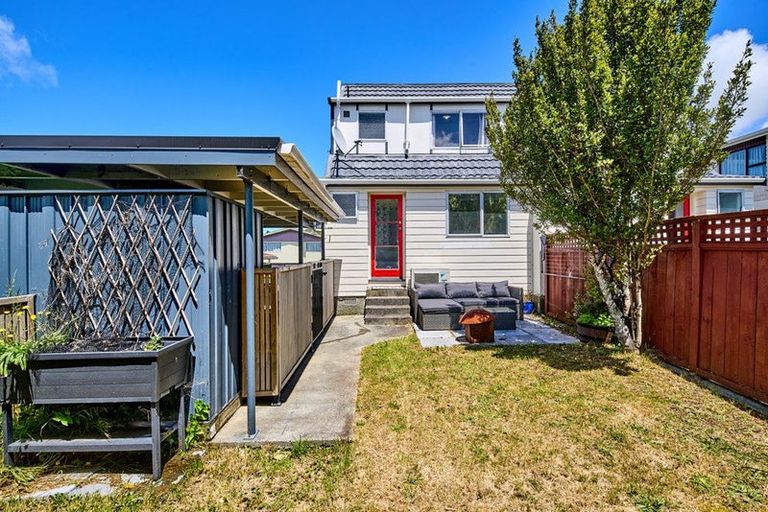 Photo of property in 26b Viewmont Drive, Harbour View, Lower Hutt, 5010