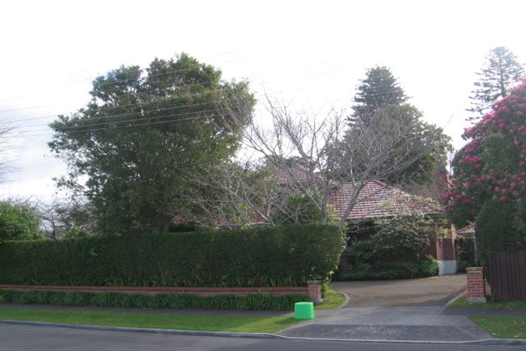 Photo of property in 221 Grange Road, Otumoetai, Tauranga, 3110