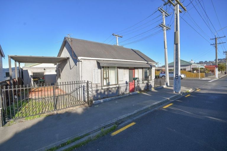 Photo of property in 97 Bay View Road, South Dunedin, Dunedin, 9012
