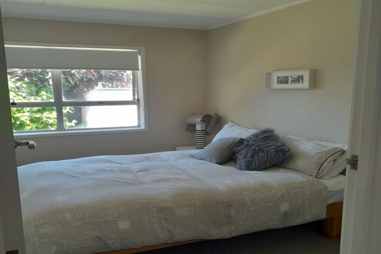 Photo of property in 1/2 Wahanui Walk, Ruakaka, 0116