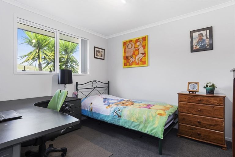 Photo of property in 224 Ballintoy Park Drive, Welcome Bay, Tauranga, 3175