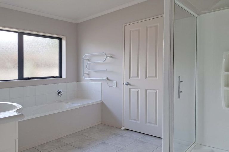 Photo of property in 39 Evergreen Crescent, Trentham, Upper Hutt, 5018