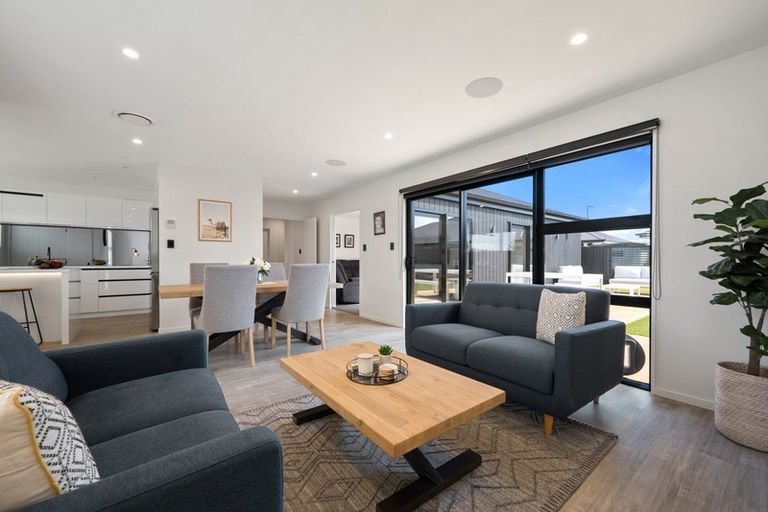 Photo of property in 56 Prestons Park Drive, Marshland, Christchurch, 8083