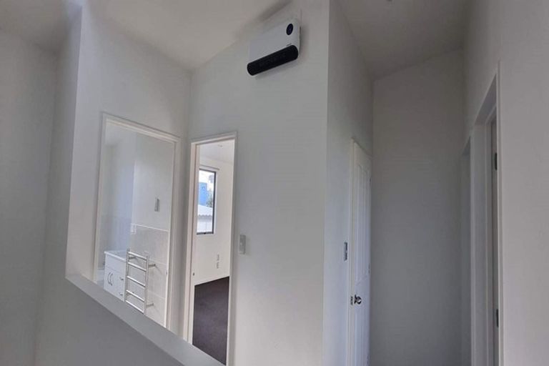 Photo of property in 26/3 Hulme Place, Henderson, Auckland, 0612