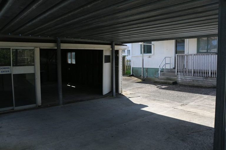 Photo of property in 9 Greers Road, Weymouth, Auckland, 2103