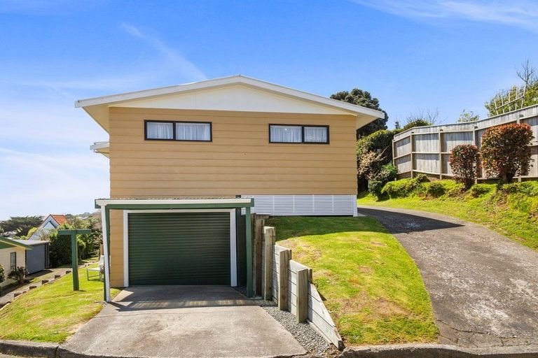 Photo of property in 4a Arawhata Street, Ranui, Porirua, 5024