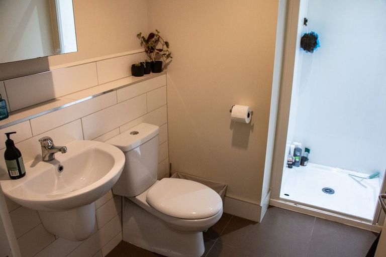 Photo of property in 59 Mortimer Terrace, Brooklyn, Wellington, 6021