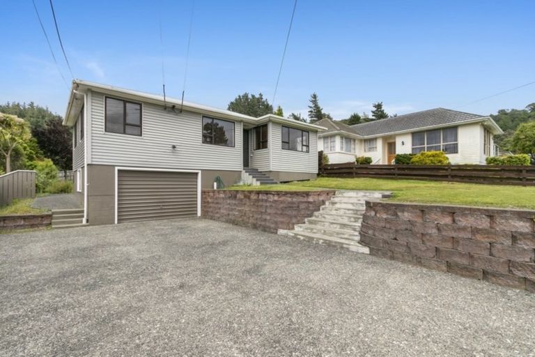 Photo of property in 17 Mcgowan Road, Wainuiomata, Lower Hutt, 5014