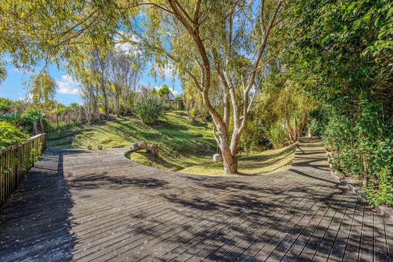 Photo of property in 306 Point View Drive, Dannemora, Auckland, 2016