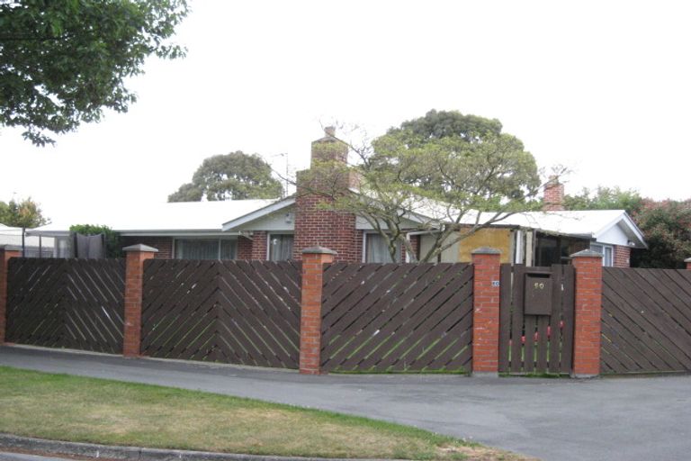 Photo of property in 60 Burnside Crescent, Burnside, Christchurch, 8053