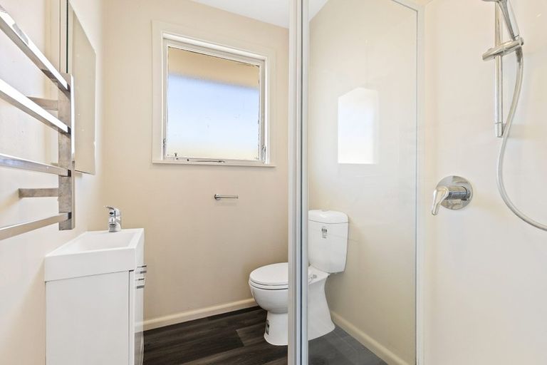 Photo of property in 2/60 Avalon Street, Richmond, Christchurch, 8013