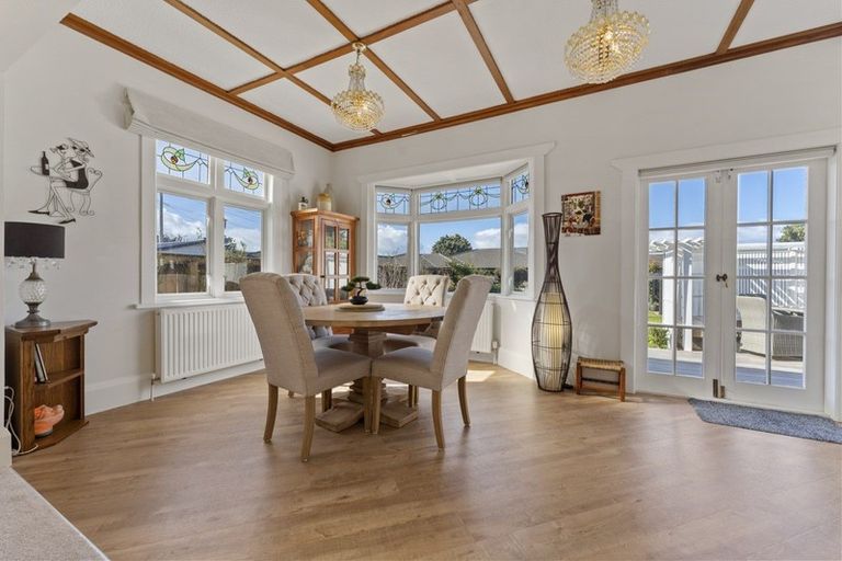 Photo of property in 39 Wallace Place, Westown, New Plymouth, 4310