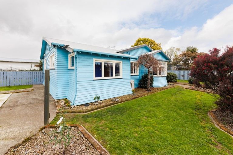 Photo of property in 93 Wood Street, Takaro, Palmerston North, 4410
