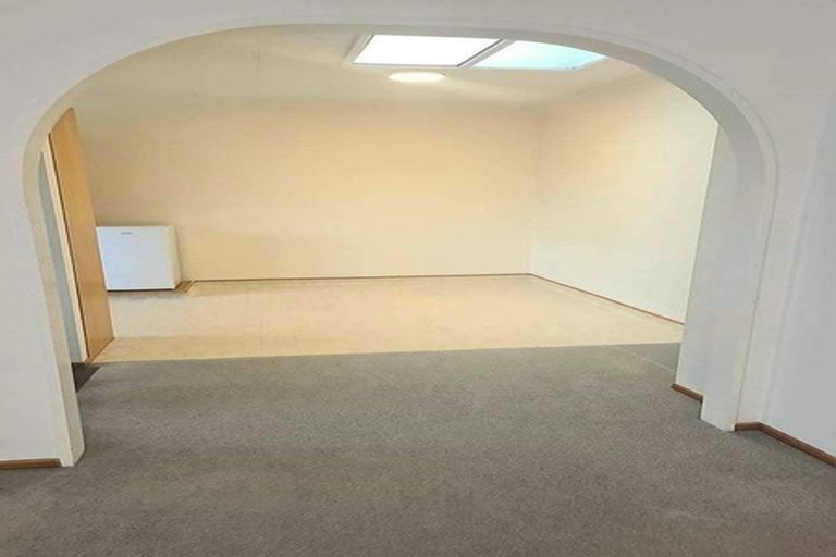 Photo of property in 2/623 Frederick Street, Mahora, Hastings, 4120