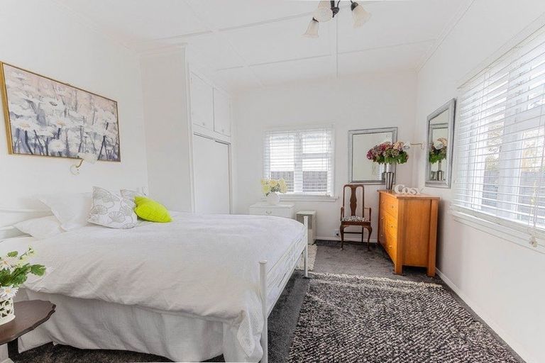 Photo of property in 18 Godwin Crescent, College Estate, Whanganui, 4500