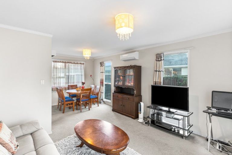 Photo of property in 1/52 Oakhampton Street, Hornby, Christchurch, 8042