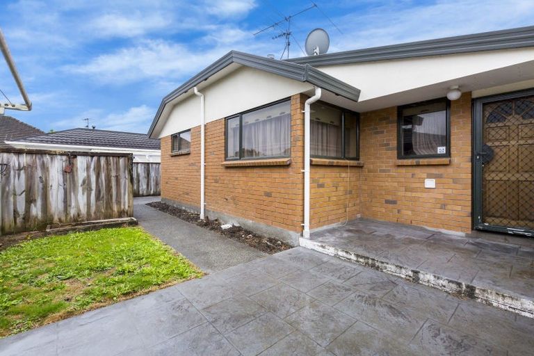 Photo of property in 6 Kowhai Avenue, Ebdentown, Upper Hutt, 5018