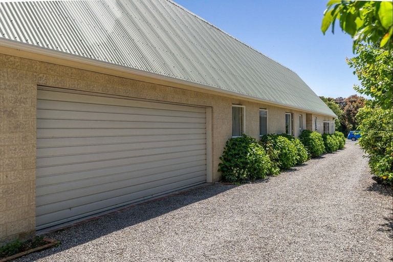 Photo of property in 8 Daniel Street, Martinborough, 5711