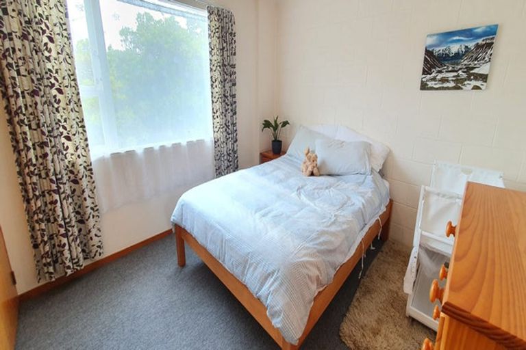 Photo of property in 2/50 Buckley Road, Southgate, Wellington, 6023