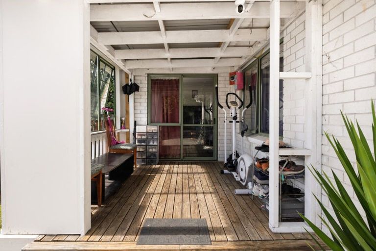 Photo of property in 80 Welcome Bay Road, Welcome Bay, Tauranga, 3112