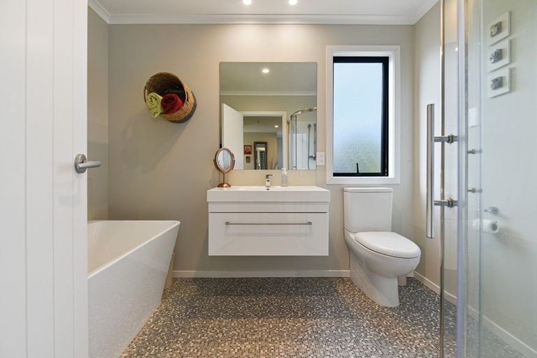 Photo of property in 1/32 Rutherford Street, Chedworth, Hamilton, 3210