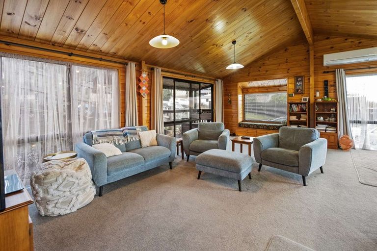 Photo of property in 6a Edward Street, Western Heights, Rotorua, 3015