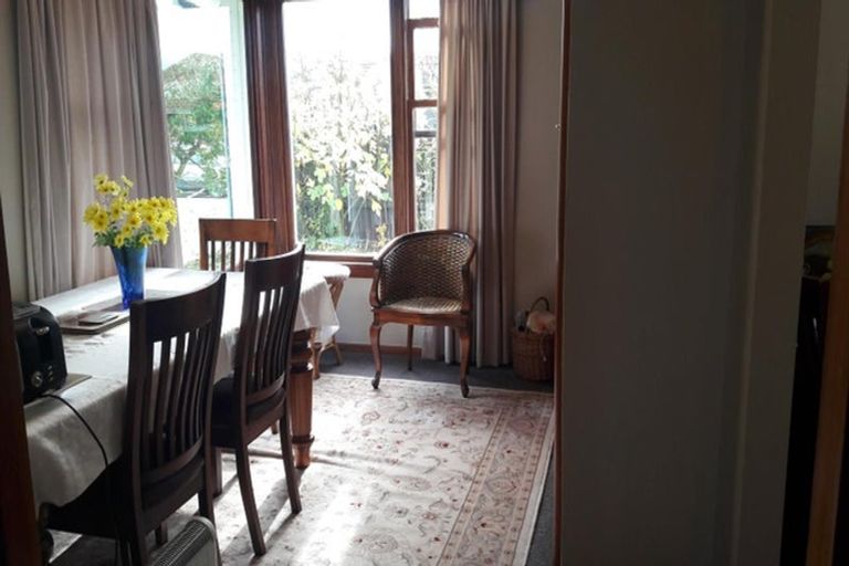 Photo of property in 121 Hamilton Avenue, Ilam, Christchurch, 8041