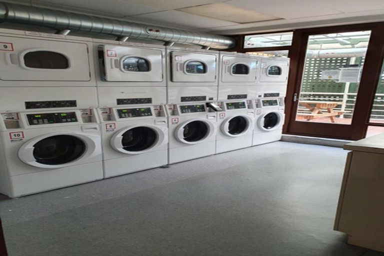 Photo of property in Orange Apartments/victoria Centr, 904/169 The Terrace, Wellington Central, Wellington, 6011