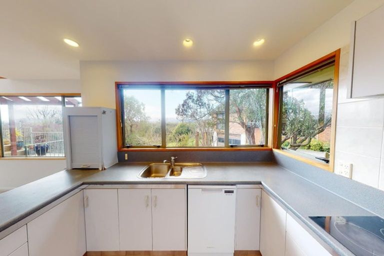 Photo of property in 34 Kilkenny Place, Fitzherbert, Palmerston North, 4410