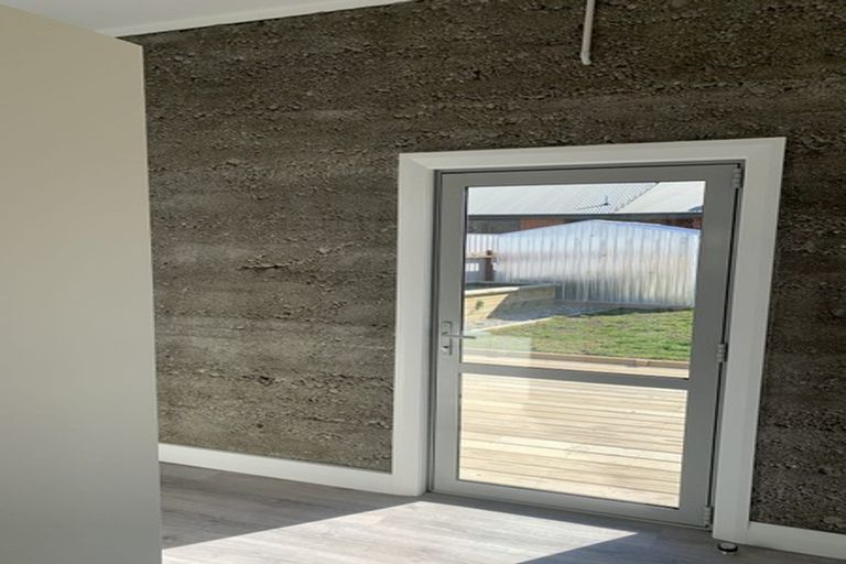 Photo of property in 22 Clutha Street, Alexandra, 9320