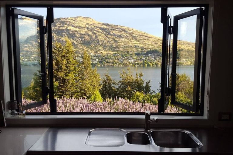 Photo of property in 3 De La Mare Place, Frankton, Queenstown, 9300