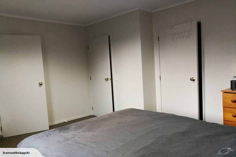 Photo of property in 42 Linwood Drive, Paraparaumu, 5032